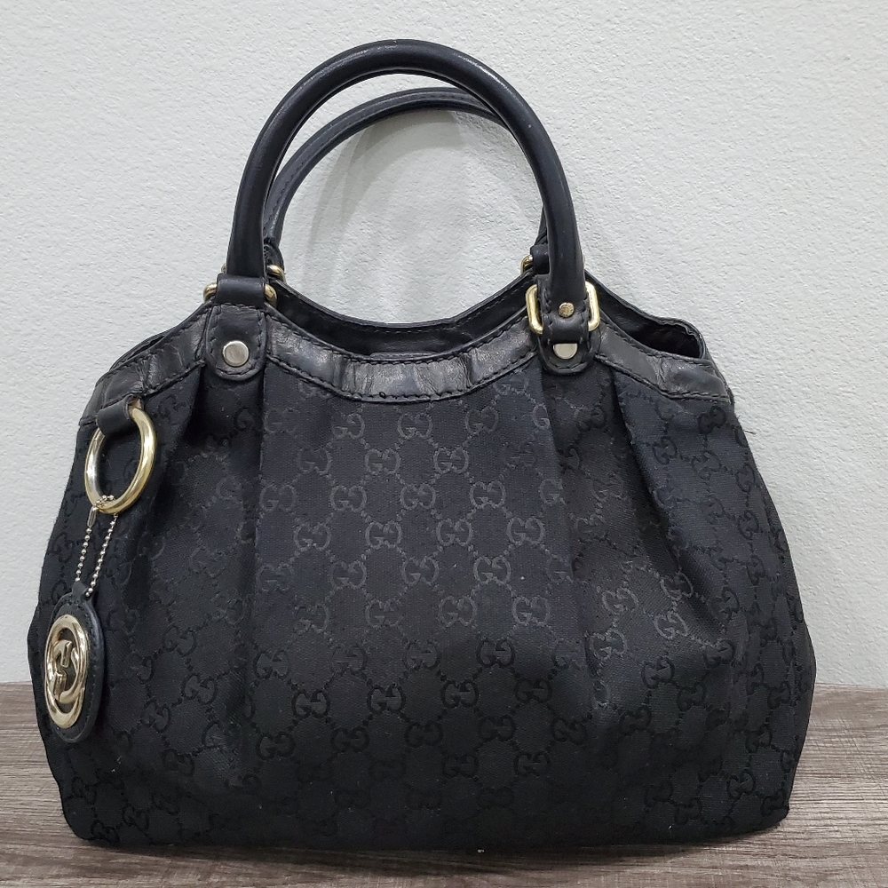 Authentic Gucci Sukey Handbag